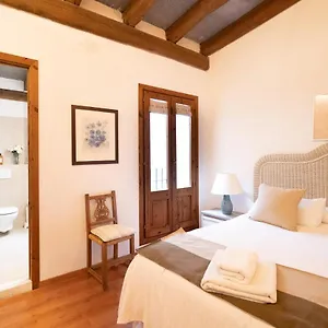 2* Hotel Ramon Llull House